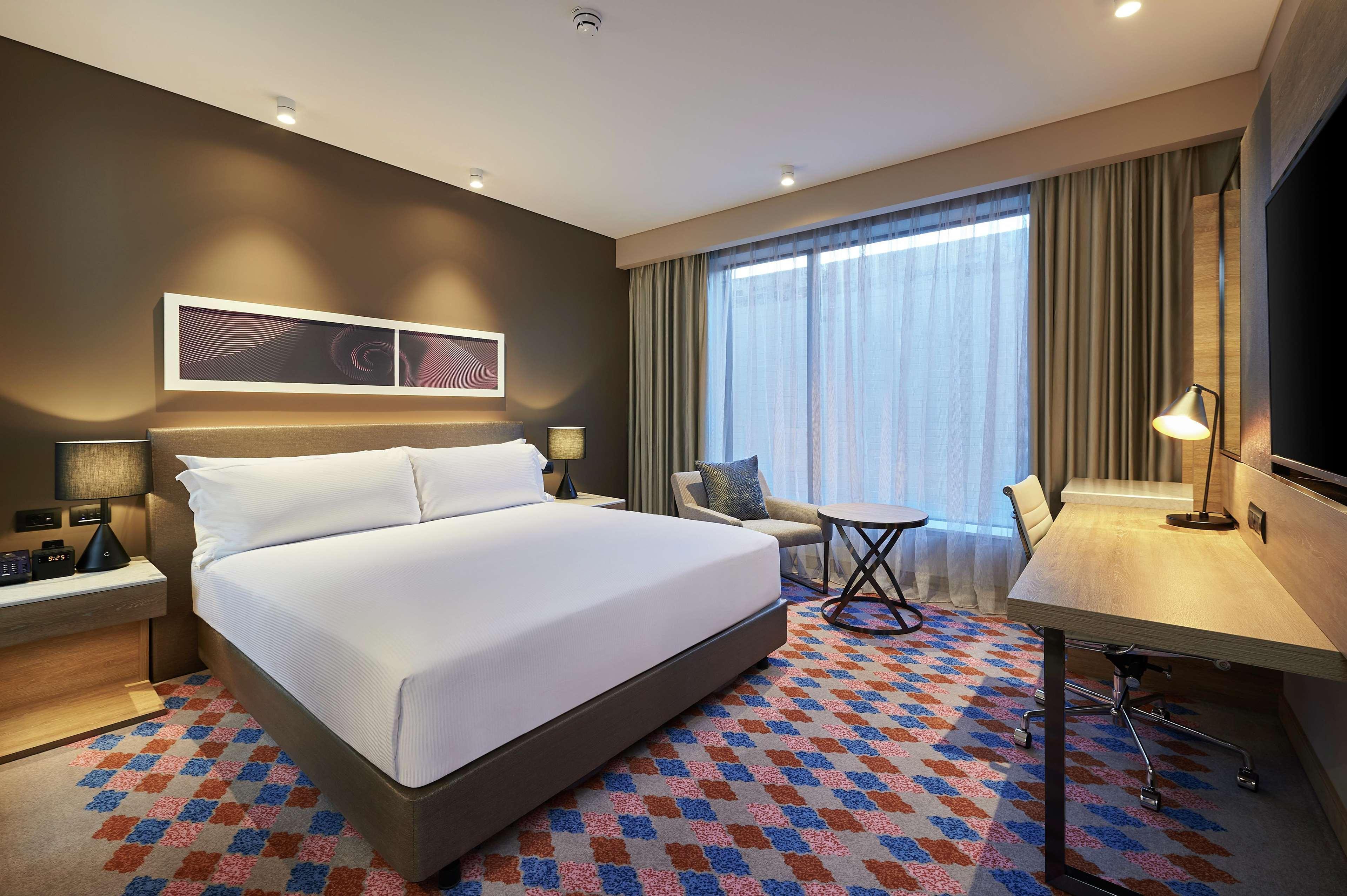 Отель Doubletree By Hilton Perth Northbridge Экстерьер фото