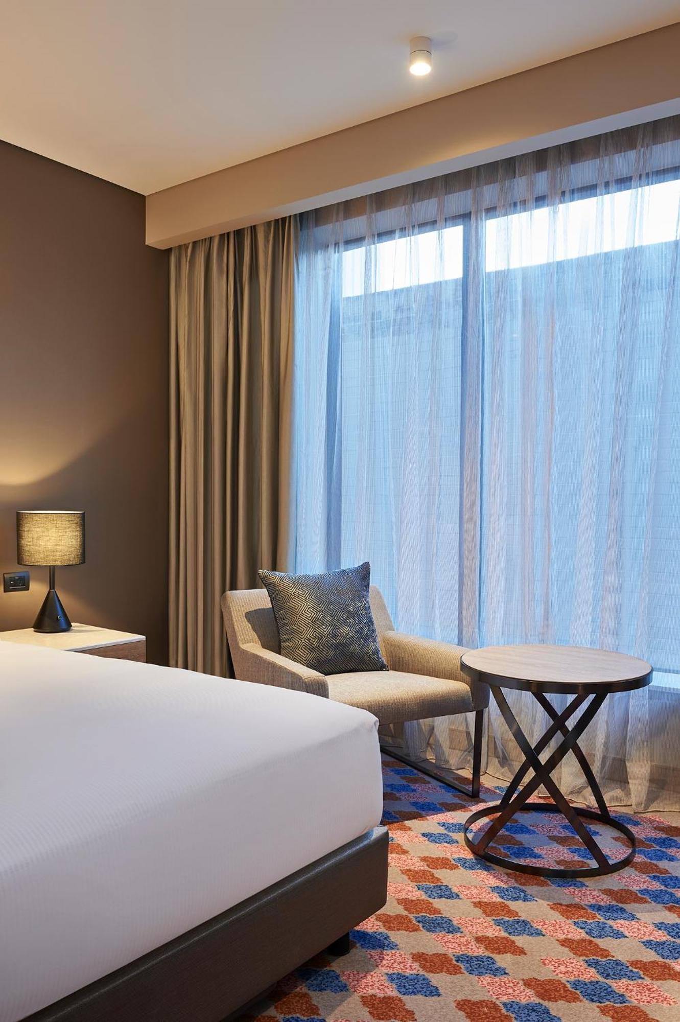 Отель Doubletree By Hilton Perth Northbridge Экстерьер фото